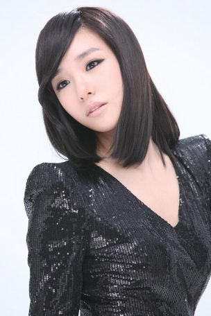 Tiffany Hwang Mi Young, member of Girls Generation (186) - Tiffany