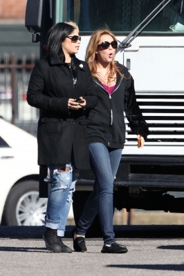 normal_009 - So Undercover Arriving on Set