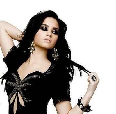 Demi Lovato - votati vedetele voastre favorite