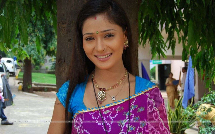 sara-khan_a7400747761ef7