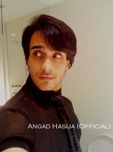 253463_232446830104853_206545479361655_1113207_525810_n - angad hasija 1