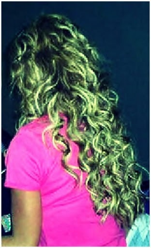 20090402224628662 - Mia Colucci 10