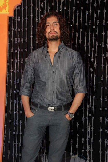 sonu-nigam-play-back-singer