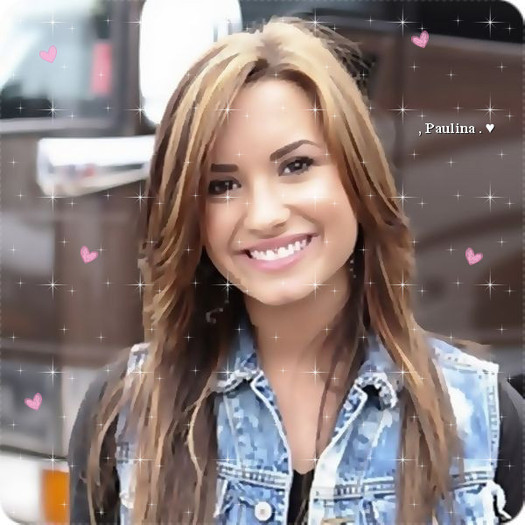 25821806_EKSDXBSVR - glitery demi lovato