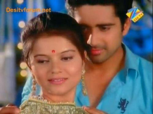208088_115358268543675_100002085074971_136892_3148797_n - radika choti bahu 2