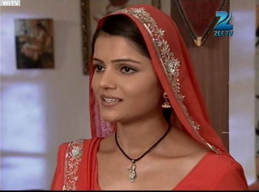 281646_142366749176160_100002085074971_274028_925585_n - radika choti bahu 2