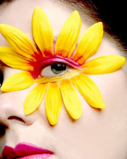 yellow-flower-eyelashes-Melinda-Montoya-Make-up - Machiaj fantasy1