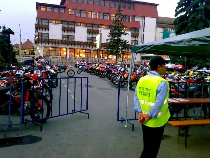 Parking Enduro Internațional... - Ad generala Uniune Sibiu 2011