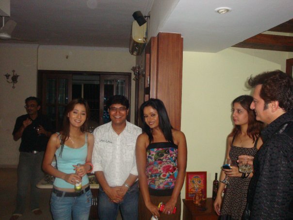 197450_142501909148809_134838463248487_254338_2859870_n - SadhnaRagini