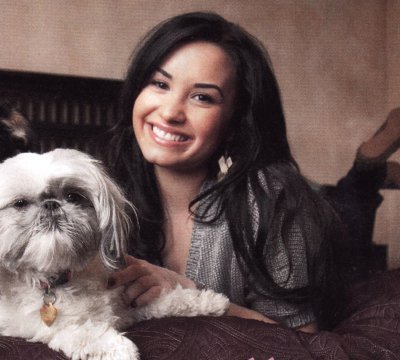 208528_10150162734994774_345361079773_6503743_7413049_n - club demi lovato