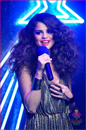 Love Selena like a love song - I love Selena like a love song