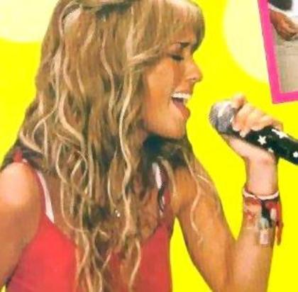 Anahí shows ~ (274) - ANAHI CINEVA IMPORTANT IN VIATA MEA