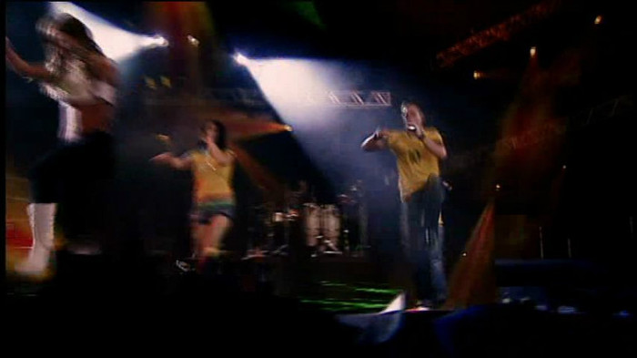 vlcsnap-2010-06-15-14h32m43s36_png