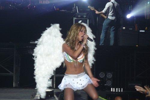 anahi-Slvameee - Annie