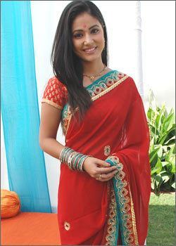 41258229_OUNCECDGC - xxHina Khan-Aksharaxx