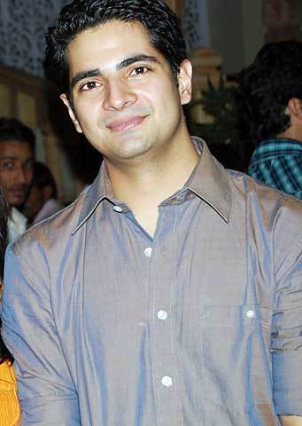 33779593_WAMQYAHYY - xxKaran Mehra-Naitikxx