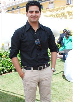 40585244_NCVVABDIN - xxKaran Mehra-Naitikxx