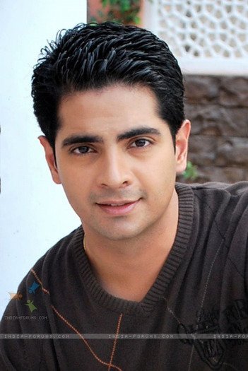 40585254_KIRYNQVOV - xxKaran Mehra-Naitikxx