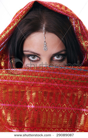 stock-photo-girl-in-red-kerchief-in-indian-style-29089087 - Podoabe indiene