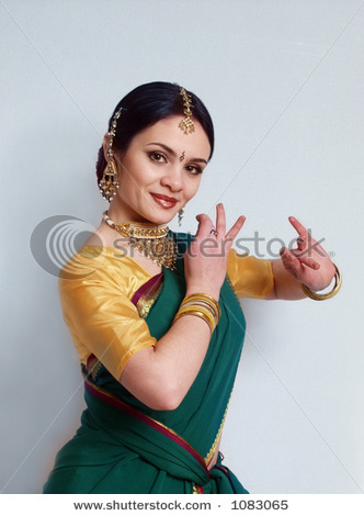 stock-photo-traditional-dancer-indian-style-1083065 - Podoabe indiene