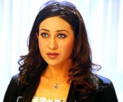 Karisma Kapoor - Alege-Karisma Kapoor vs Shweta Tiwari