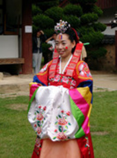 4 - costume traditionale coreene