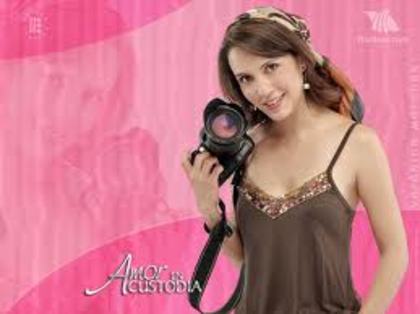images - Veronica Merchant
