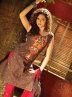 35533086_YCRZTTMUI - Drashti Dhami sau Dr Muskaan Chadda