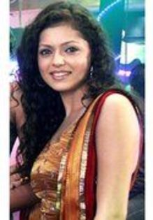 35533717_IEBUPPTIQ - Drashti Dhami sau Dr Muskaan Chadda