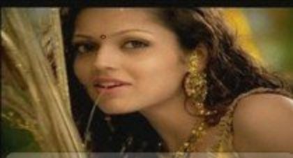 41034544_PBIHANLZT - Drashti Dhami sau Dr Muskaan Chadda