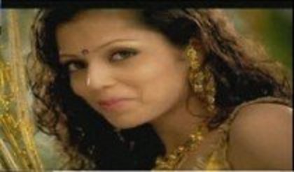 41034558_QMBHLRJES - Drashti Dhami sau Dr Muskaan Chadda