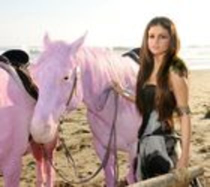 Selena-Gomez-New-Video-Love-You-Like-A-Love-Song-6-10821 - love you like love song selena gomez