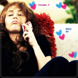 41945039_XDMELTTFH - Miley Cyrus