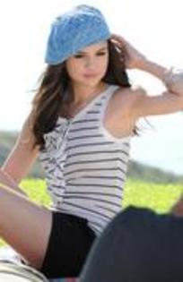 27618029_NNSLWEWOY - Selena Gomez