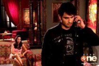 40161445_AETBVCZAA - PYAAR KII YEN EK KAHAAN  SAU IUBIRE INTUNECATA