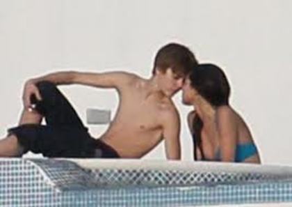 l - Justin si Selena