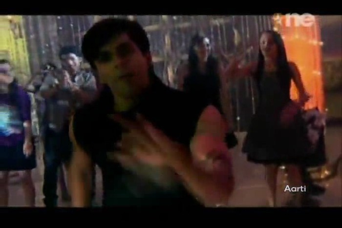 BcUi0 - DILL MILL GAYYE DHANNO KAPZ