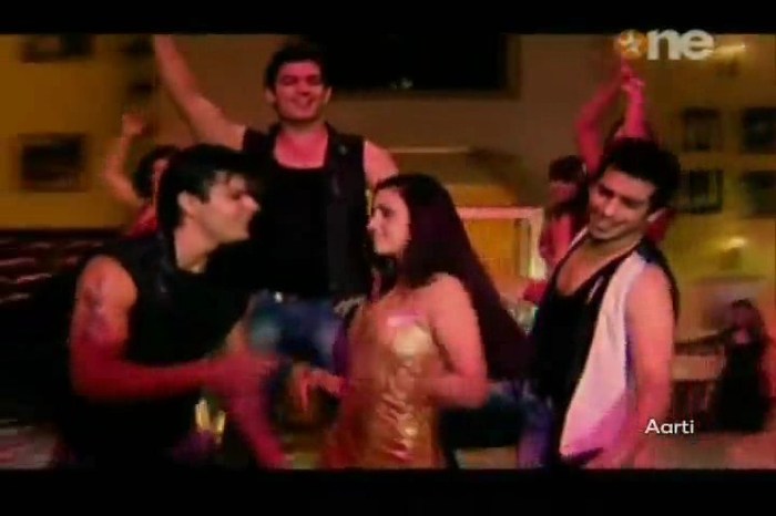 oozXF - DILL MILL GAYYE DHANNO KAPZ