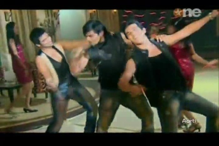 pnFVg - DILL MILL GAYYE DHANNO KAPZ