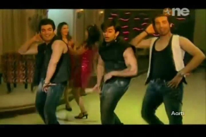 wxQM1 - DILL MILL GAYYE DHANNO KAPZ