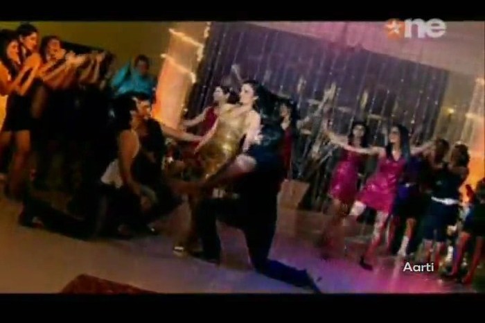 ARU08 - DILL MILL GAYYE DHANNO KAPZ