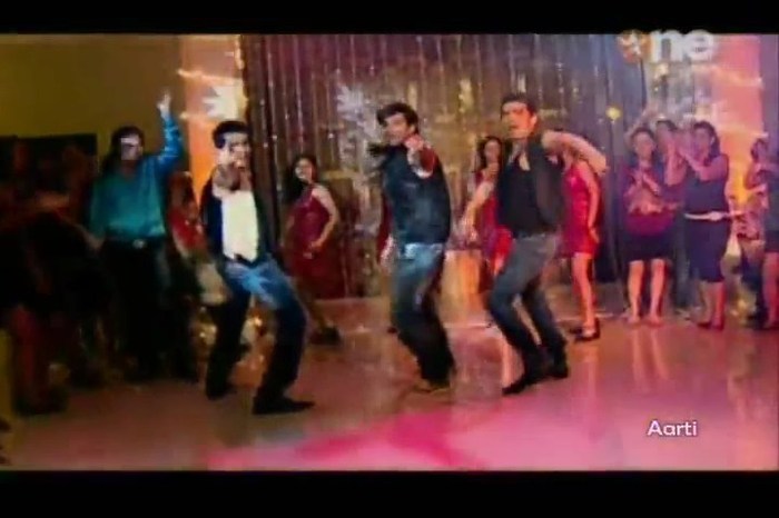 tpSmL - DILL MILL GAYYE DHANNO KAPZ