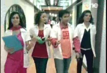 180704_10150094442935829_720230828_6785960_1145214_n - DILL MILL GAYYE BEHIND THE SCENES