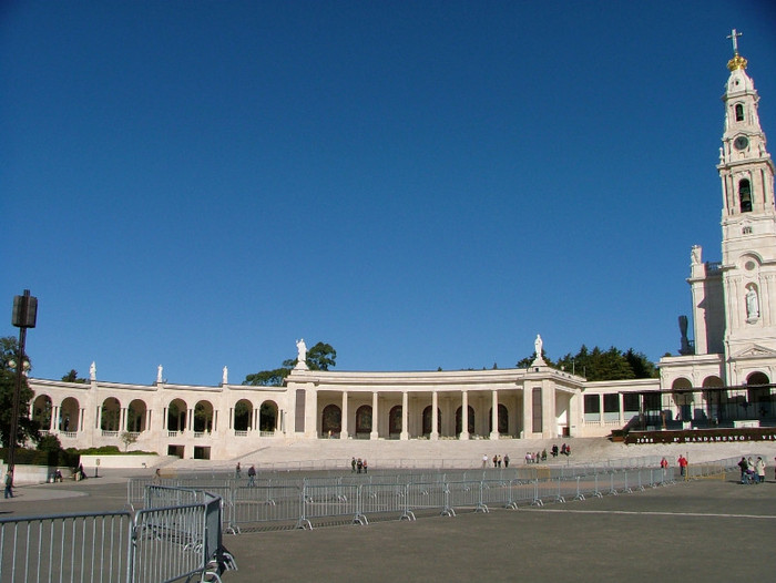 Piata Catedralei Fatima - SANTUARIO DI MADONNA DI FATIMA PORTUGALIA