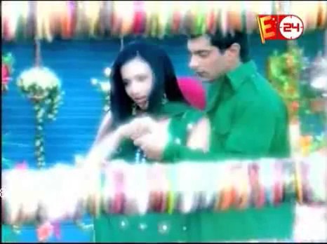 J2pIe - DILL MILL GAYYE CUTE KASH BIKE SCENE