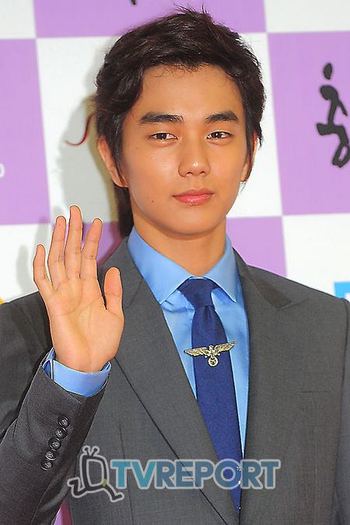 198g - a---yoo seung hyo---a