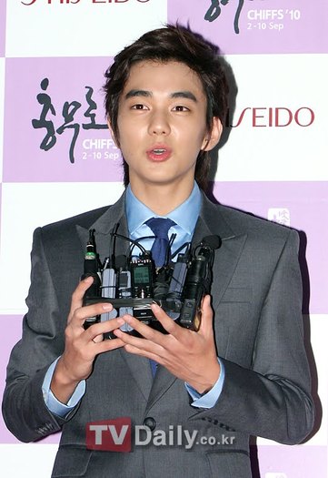 201jy - a---yoo seung hyo---a