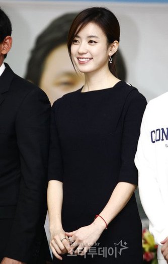 71913261 - a---han hyo joo 2---a