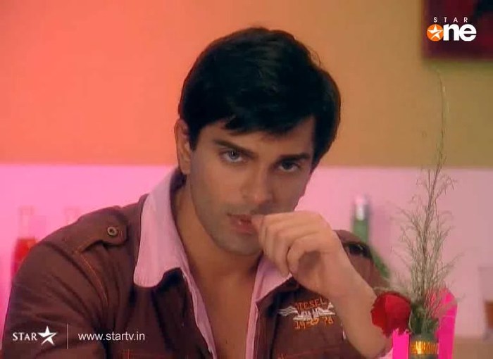 57 - DILL MILL GAYYE KASH EXPRESSIONS