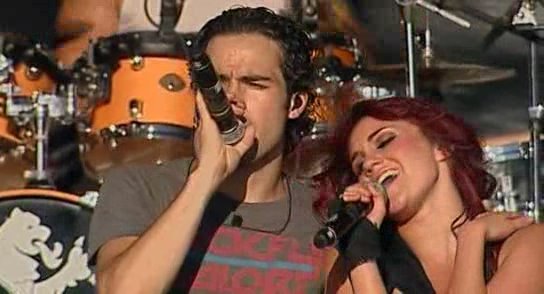 RBD_[Live_In_Brasilia]_2009_DVDRip_Xvid_Audio_Mp3_By_aLLaN-263